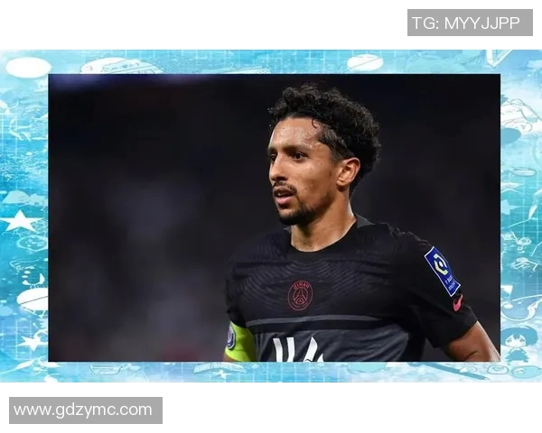 足球明星穿过14号球衣的传奇故事与辉煌成就回顾