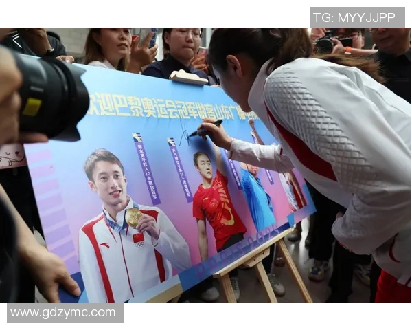 中国著名体育解说员的精彩瞬间与职业生涯回顾